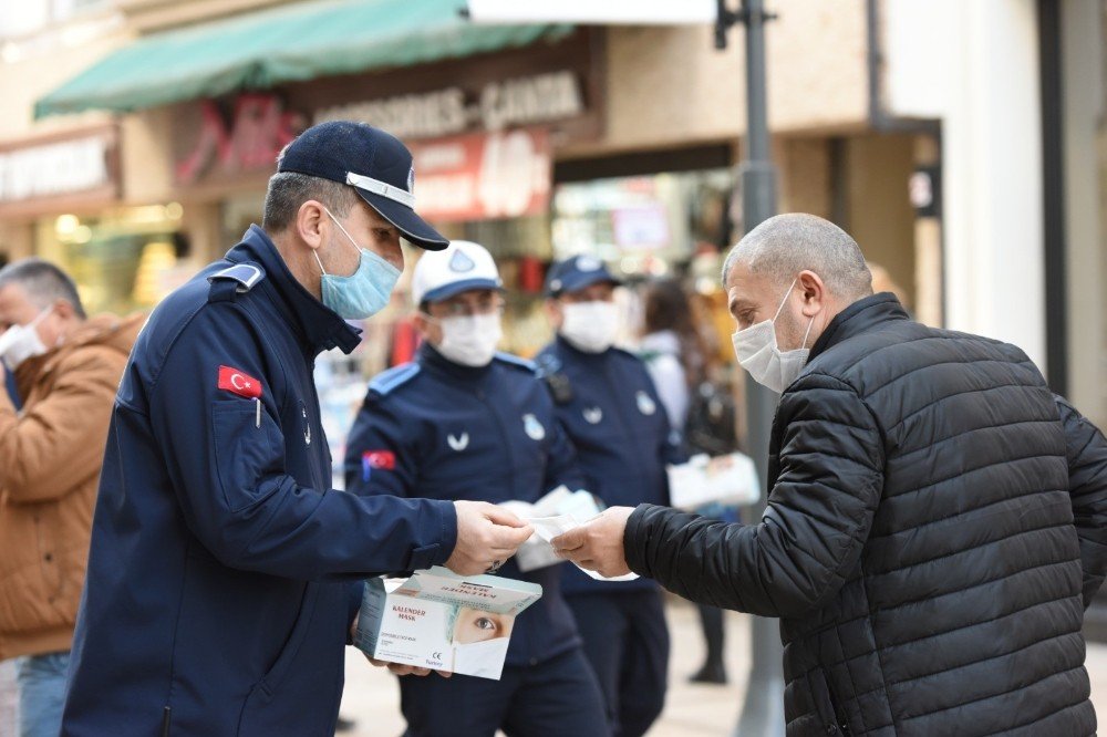 Altınordu’da Zabıta Ekiplerinden Korona Virüs Denetimleri