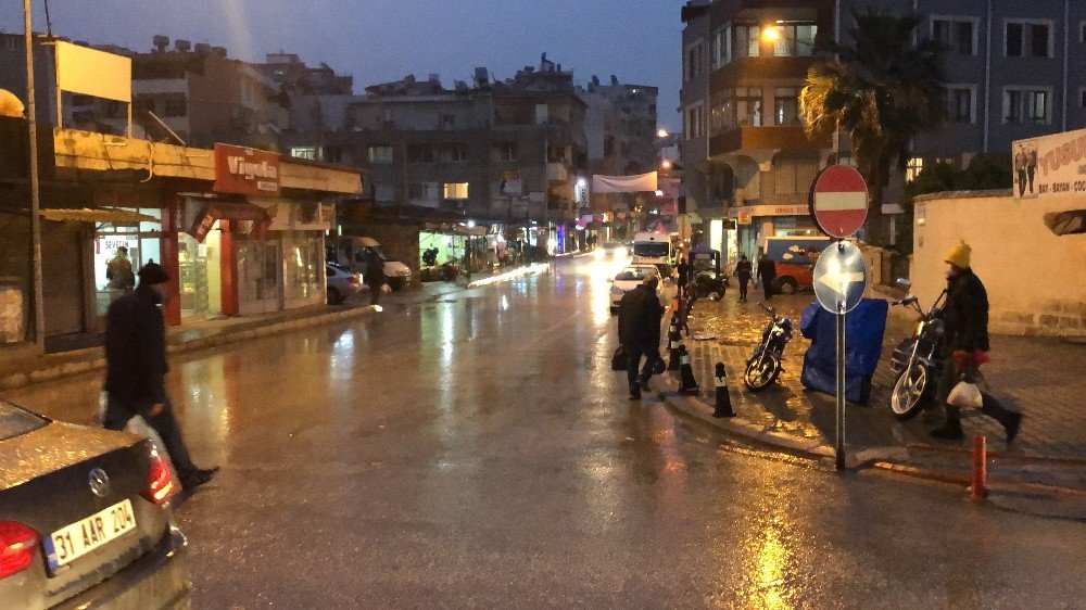 Yağmur Duası Kabul Oldu, Hatay’da Yağış Başladı