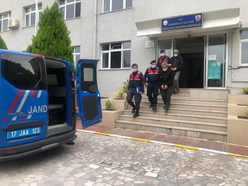 Kablo Hırsızlığı Yapan 2 Şüpheliyi Jandarma Yakaladı