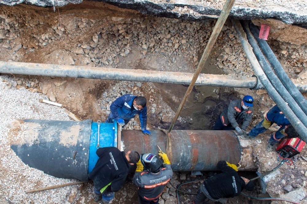 Gördes Hattı Bağlantısı Planlanan Süreden 12 Saat Önce Bitti