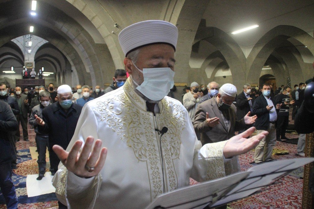 Kayseri’de Yağmur Duasında Duygusal Anlar Yaşandı