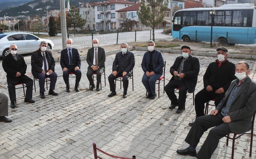 Başkan Işık: "mehmet Akif Ersoy Mahallesi’ndeki Kanal Islah Problemini Çözdük"