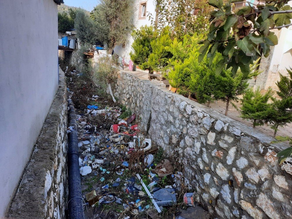 Büyükşehirden Çağrı; “dere Yataklarına Çöp Atmayalım”