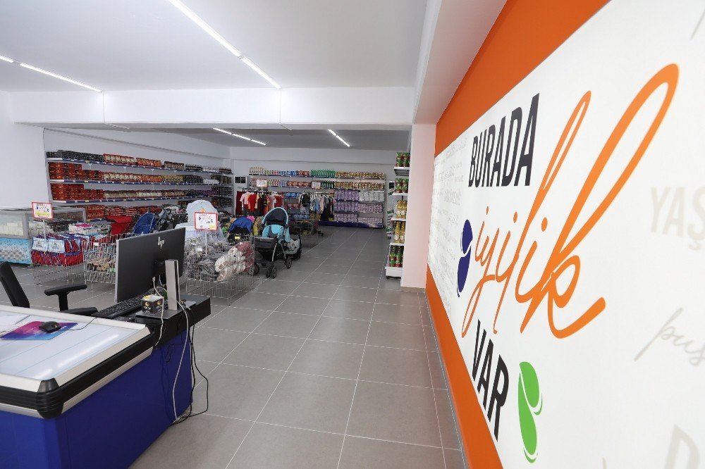 Gaziemir 500 Aile Sosyal Market’ten Yararlanacak