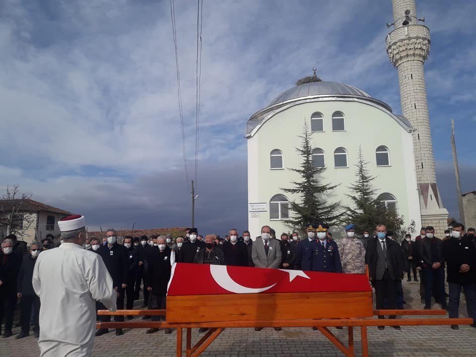 Kore Gazisi, Askeri Törenle Son Yolculuğuna Uğurlandı