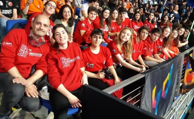 Robotik Takımı Öğrencilerinden Online Uluslararası Organizasyon