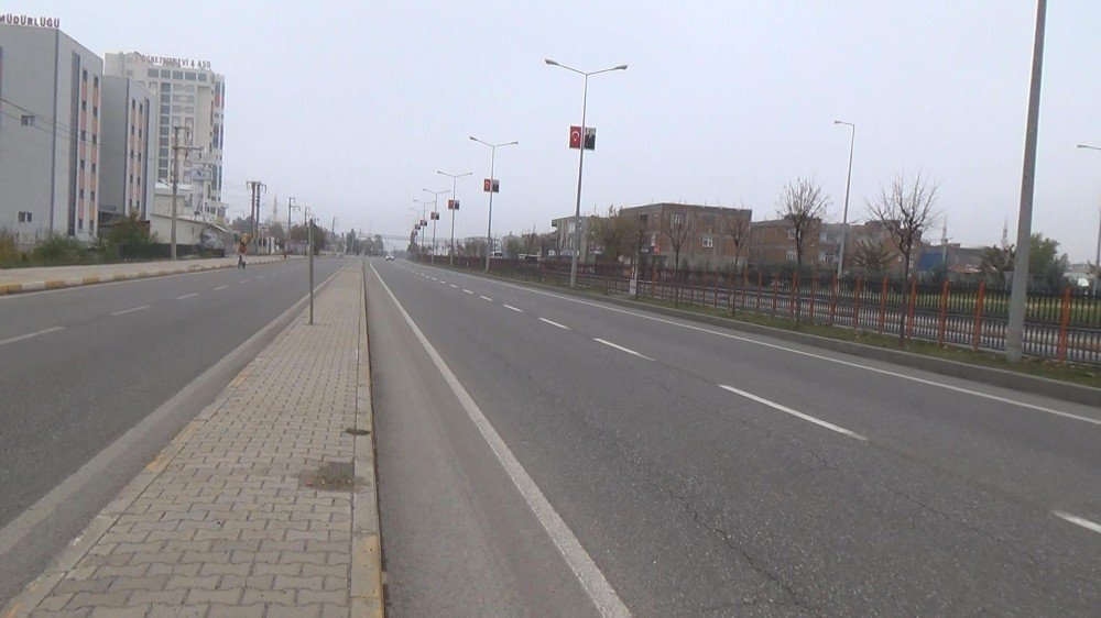 Diyarbakır’ı Korona Virüs Kısıtlaması Sessizliği Bürüdü