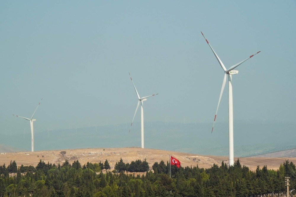 Aliağa, Yenilenebilir Enerji Yatırımlarıyla Dikkat Çekiyor