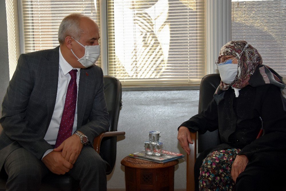 91 Yaşındaki Fatma Nineden Cumhurbaşkanına Duygulandıran Mesaj