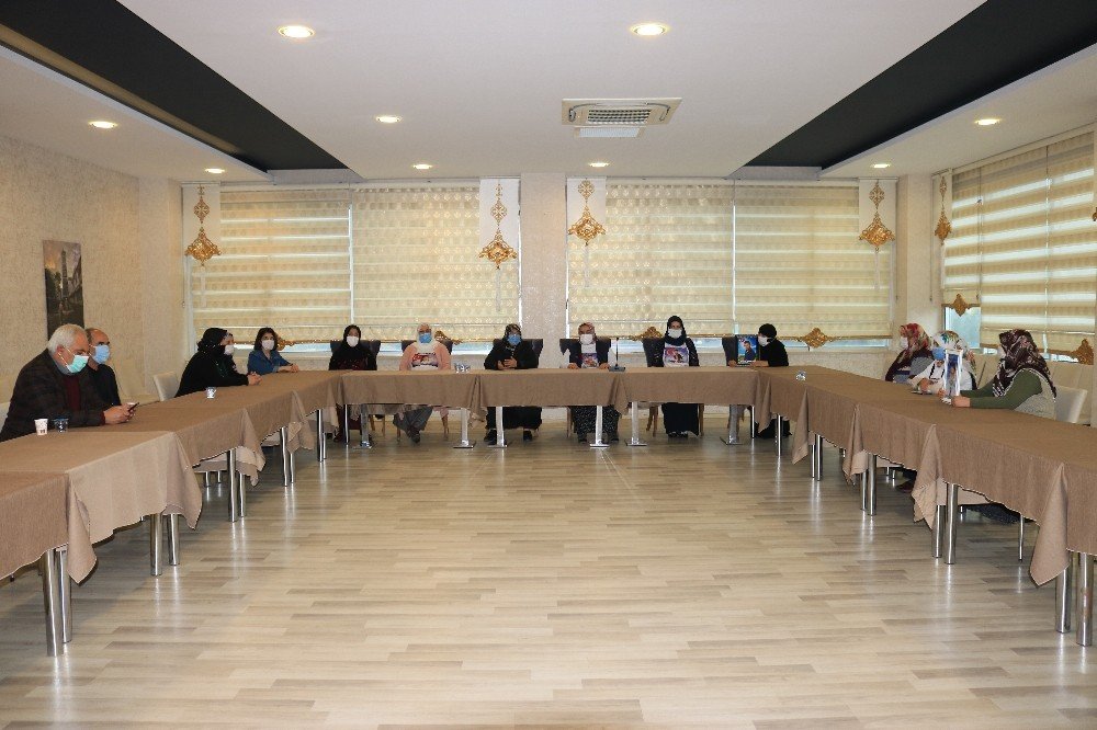 Bakan Soylu’nun Açıklamaları Hdp’lileri Çıldırttı, Evlat Nöbetindeki Ailelerden Destek Geldi