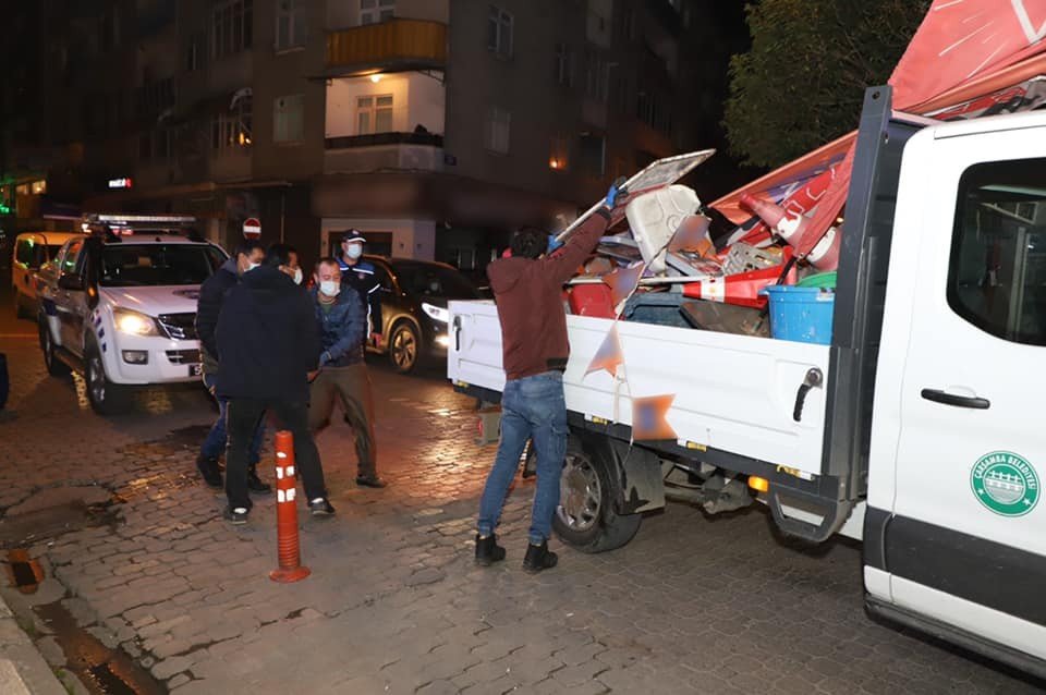 Belediyeden ‘tabela-levha’ Temizliği