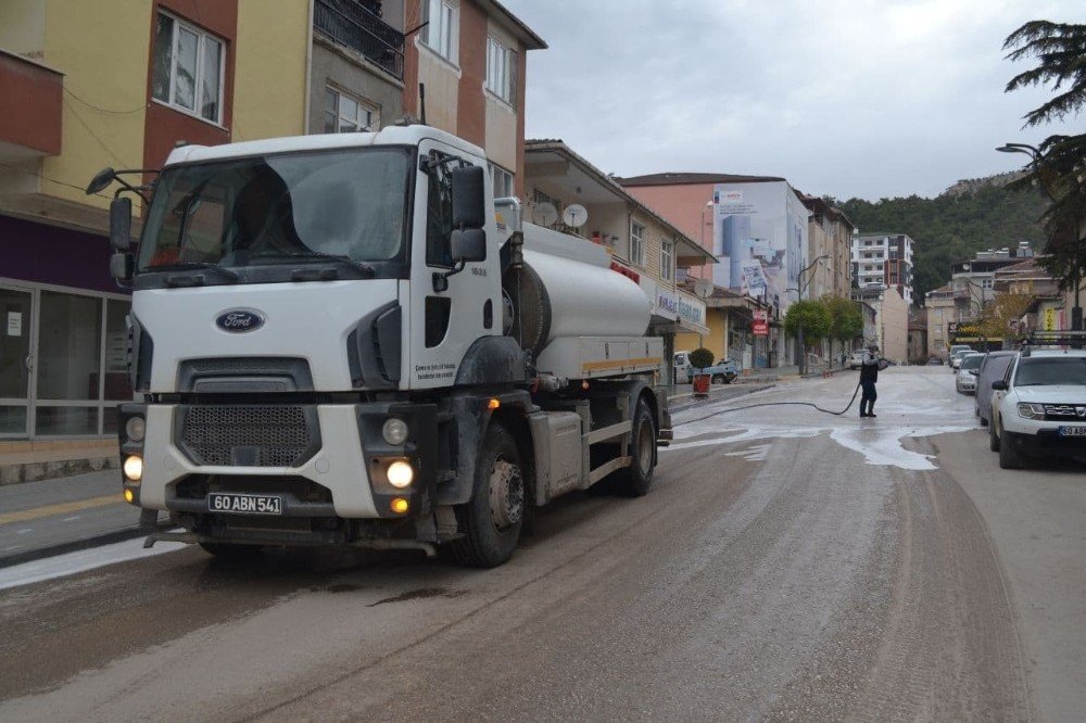 Kısıtlamada Cadde Ve Sokaklar Temizlendi