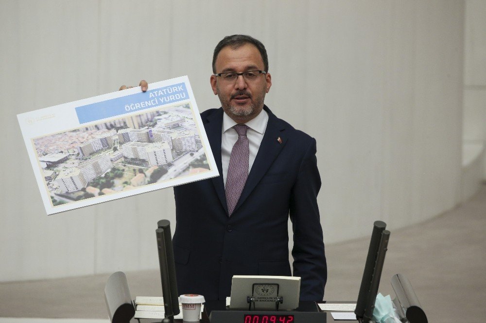 Bakan Kasapoğlu: "pkk’nın Yakıp Yıktığı Spor Tesislerini Bir Bir Yeniden İnşa Ettik’’