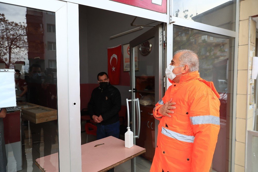 Kısıtlamada Denizli Evde Kaldı, Büyükşehir Yardıma Koştu
