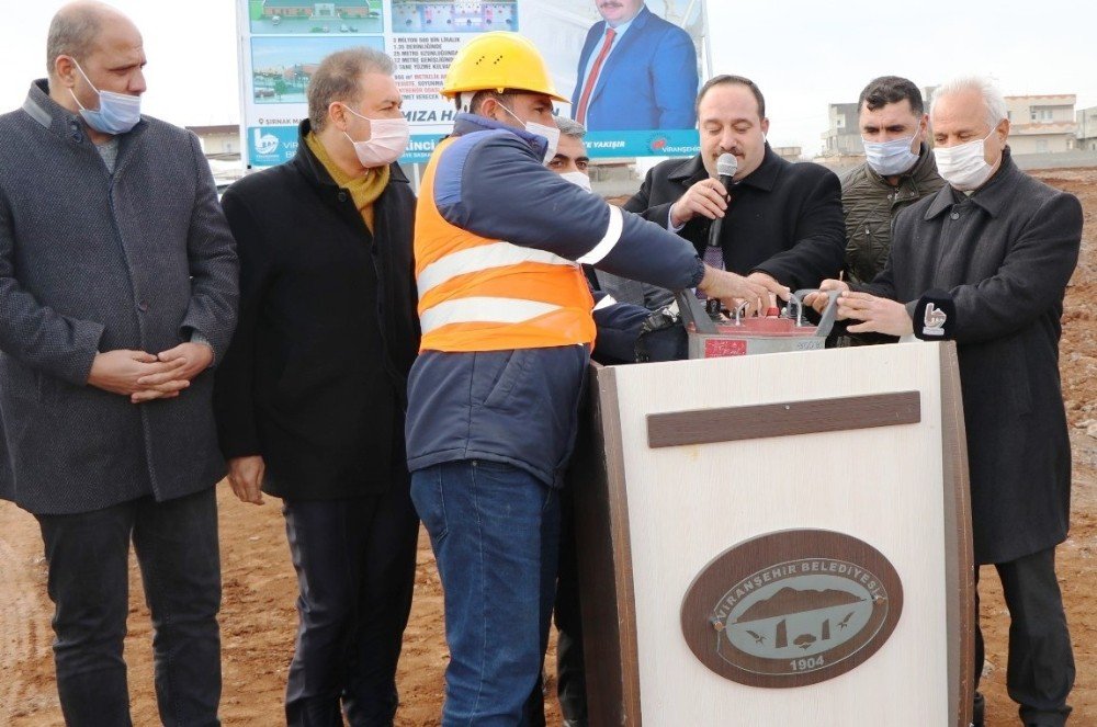 Viranşehir’de 3 Milyon 500 Bin Liralık Havuzun Temeli Atıldı