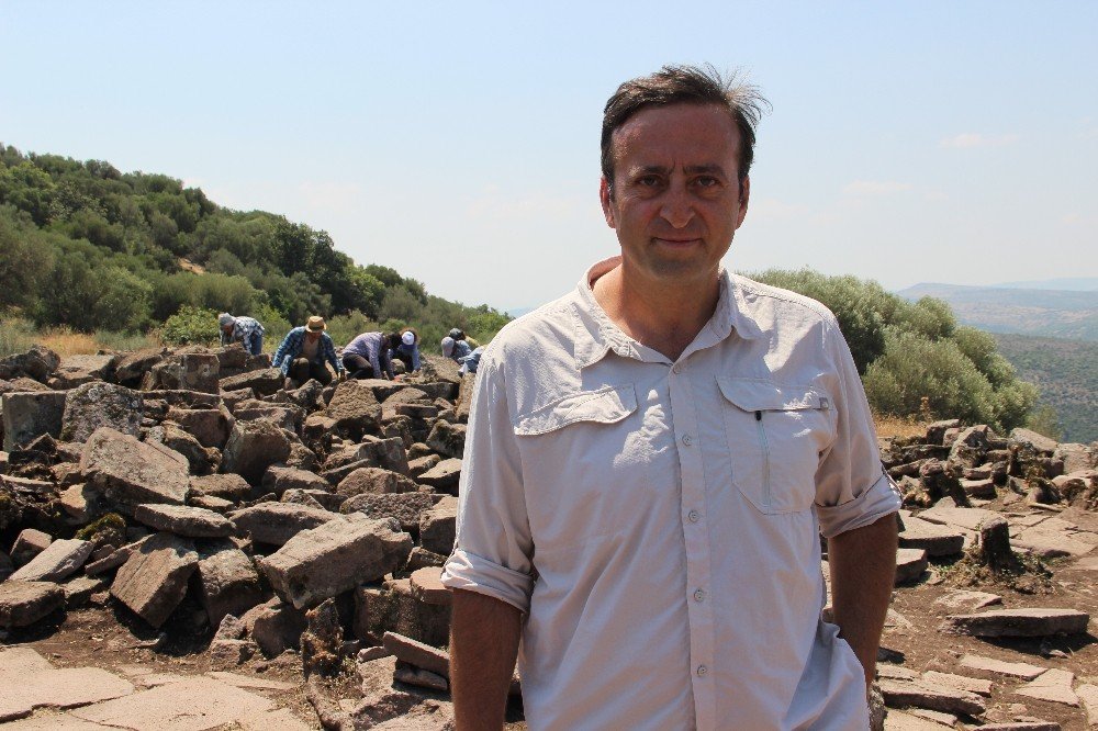 Daı’den Türk Akademisyene En Saygın Unvan