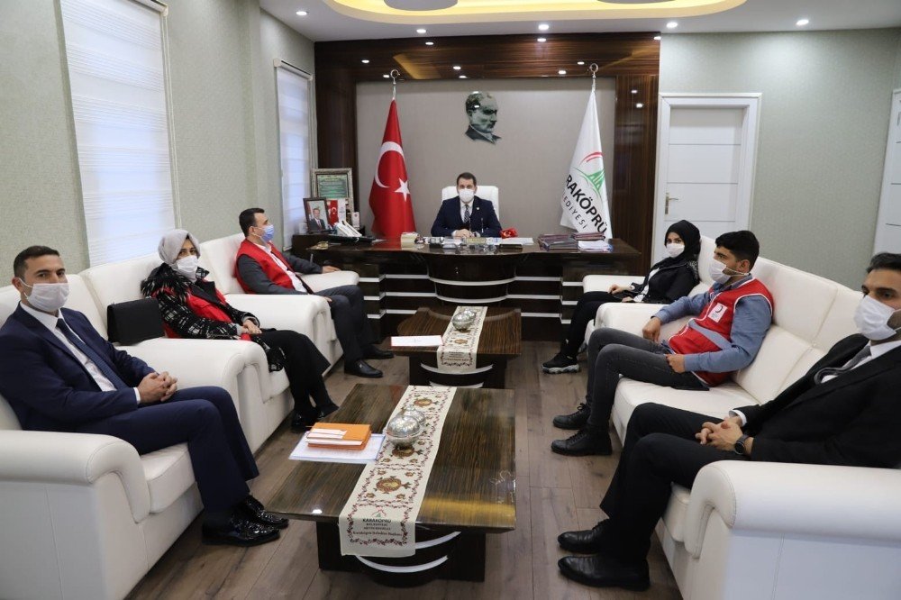 Karaköprü Belediyesi İle Kızılay’dan Gıda Yardımı