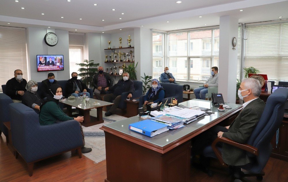 Başkan Bilgin’den Köylü Pazarı Esnafına Müjde