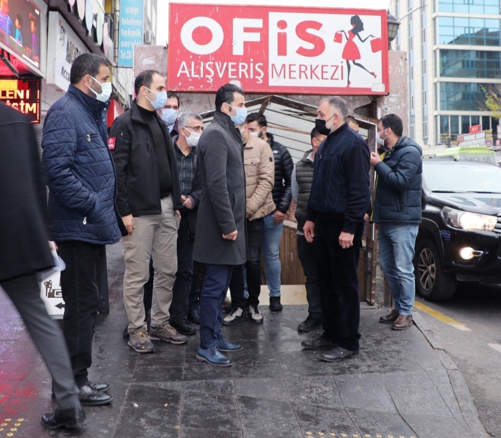 Kaymakam Beşikci Esnafla Bir Araya Geldi