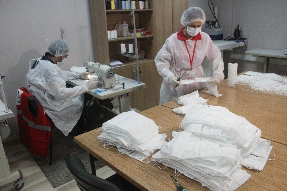 Kızılay 2 Milyon Maske Üretti