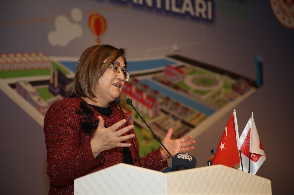 Fatma Şahin Yeşil Ekonomiye Dikkat Çekti