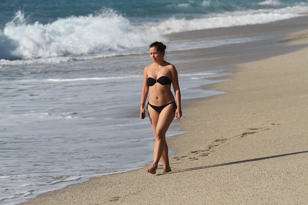 Yurtta Kar, Alanya’da Deniz Keyfi