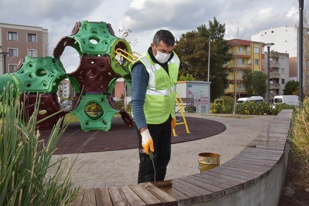 Park Ve Bahçeler Müdürlüğü Ekipleri Aliağa’nın Her Yerinde