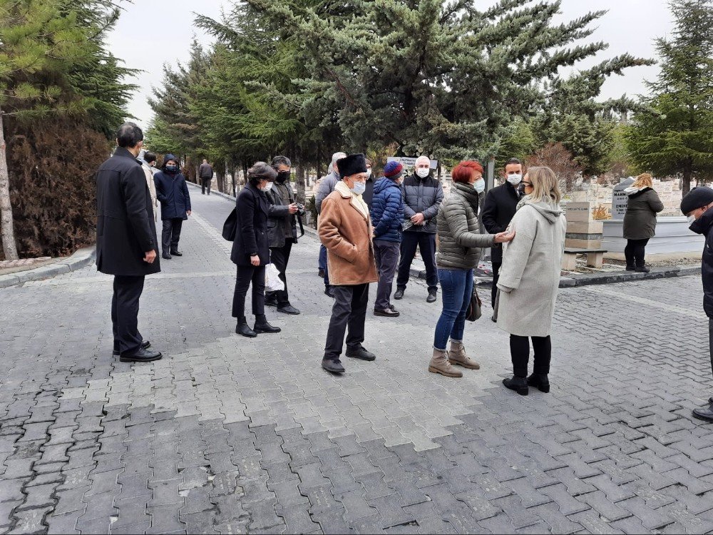 Necip Hablemitoğlu Ölümünün 18. Yılında Mezarı Başında Anıldı