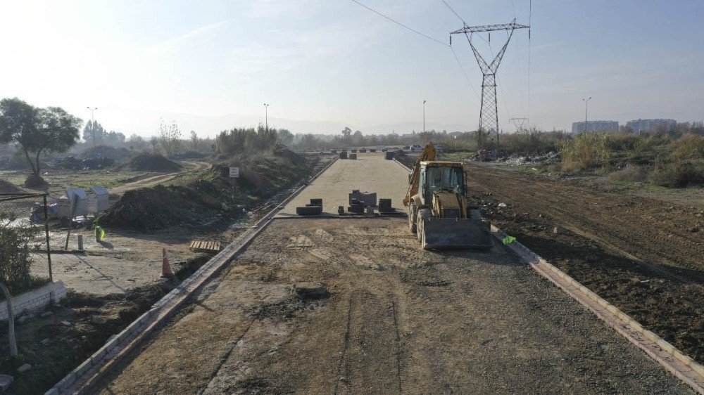 Aydın Büyükşehir Belediyesi Astis’in Yollarını Yeniliyor