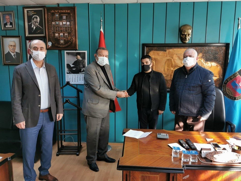 Tşof Genel Başkanı Aydınlı Şoförü Ödüllendirdi