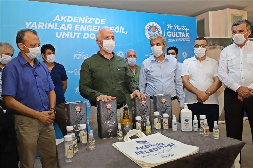 Engellilerin Ürettiği Kolonyalar Büyük İlgi Görüyor
