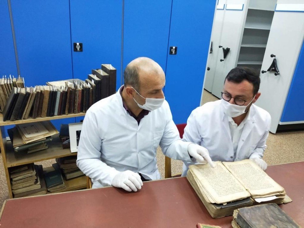 Kâdî Beyzâvî’ye Ait En Eski Tefsir Nüshası Gün Yüzüne Çıkarıldı