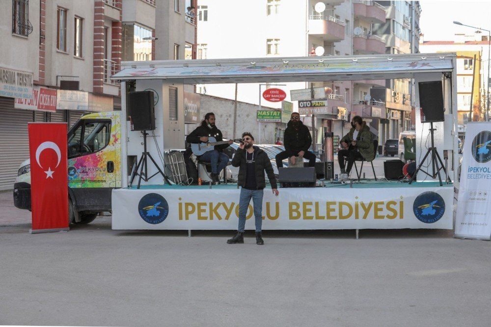 İpekyolu Belediyesinden Korona Virüslü Günlerde Konser