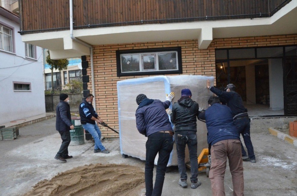 Emet Belediyesi’nden Kadın İstihdamına Destek