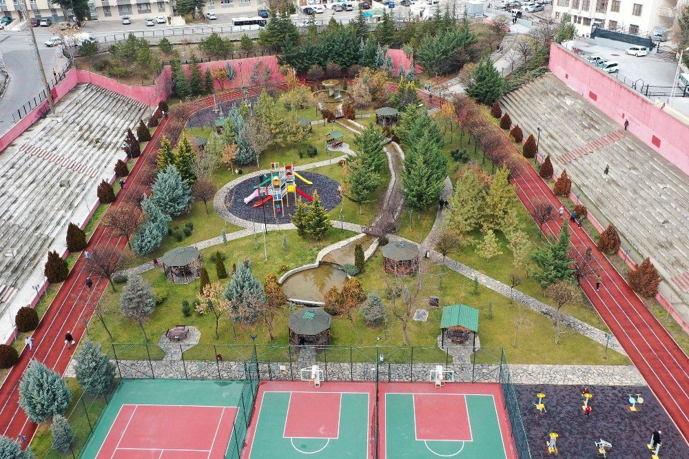 Keçiören’de Son Bir Buçuk Yılda 191 Park Yenilendi Ve 30 Yeni Park Yapıldı
