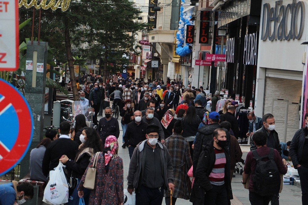 Vak’aların Yüzde 55 Oranında Düştüğü Antalya’da Ürküten Yoğunluk