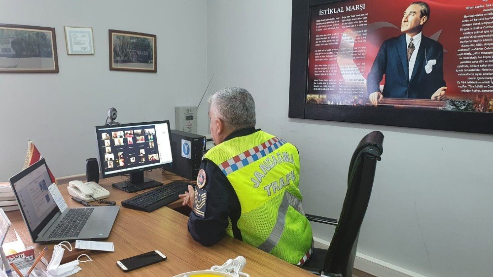 Jandarmadan Online Trafik Eğitimi