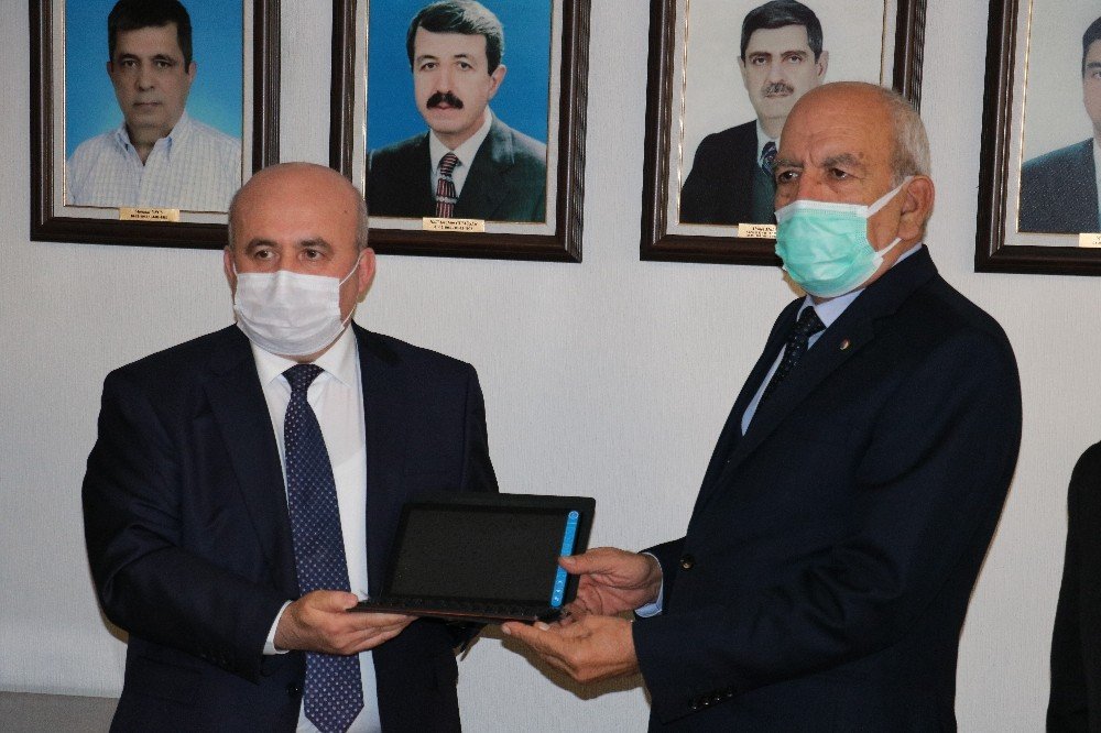 Kahramanmaraş’ta Eğitime Tablet Desteği
