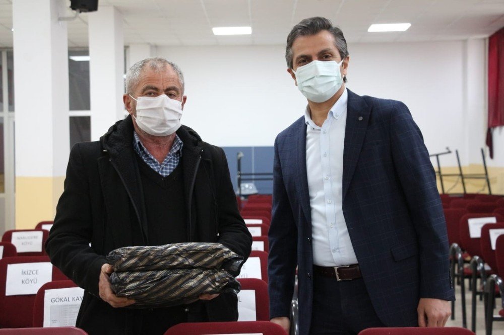 Erbaa’da Öğrencilerin Ders İçerikleri Muhtarlar Aracılığı İle Ulaştırılıyor