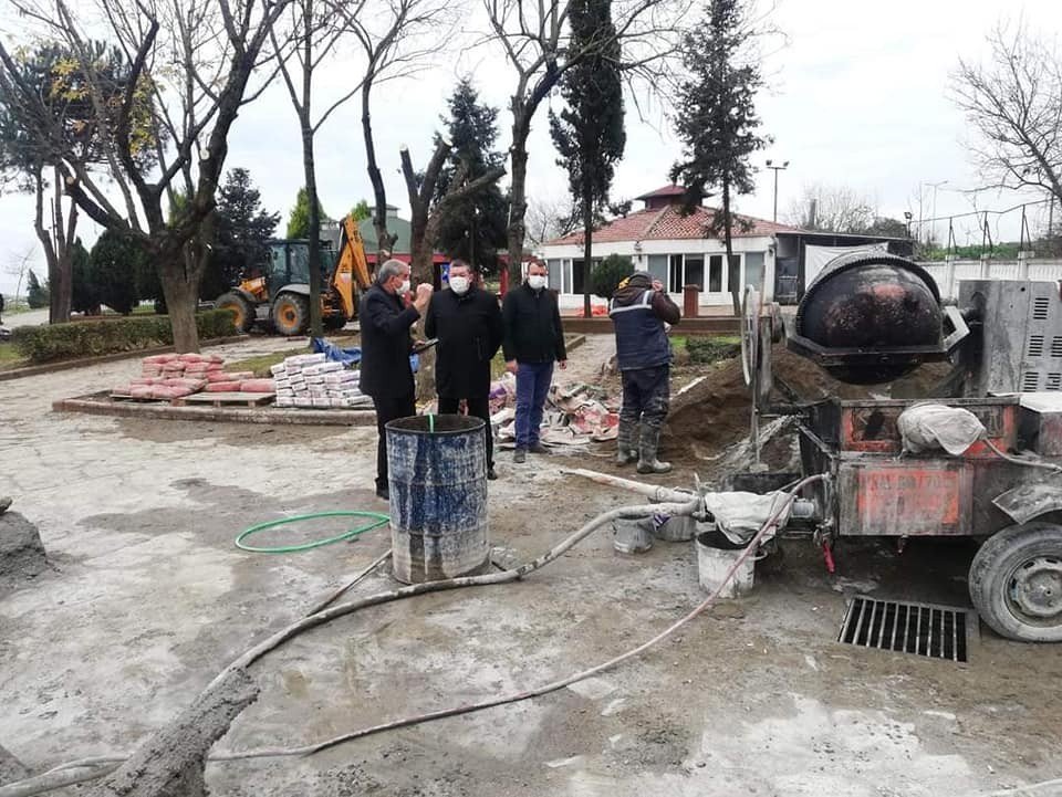 Çay Bahçesi Ve Yapay Şelale Yenileniyor