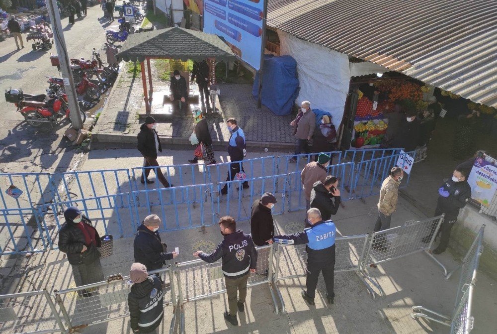 Pazar Yerlerinde Korona Virüse Geçit Yok
