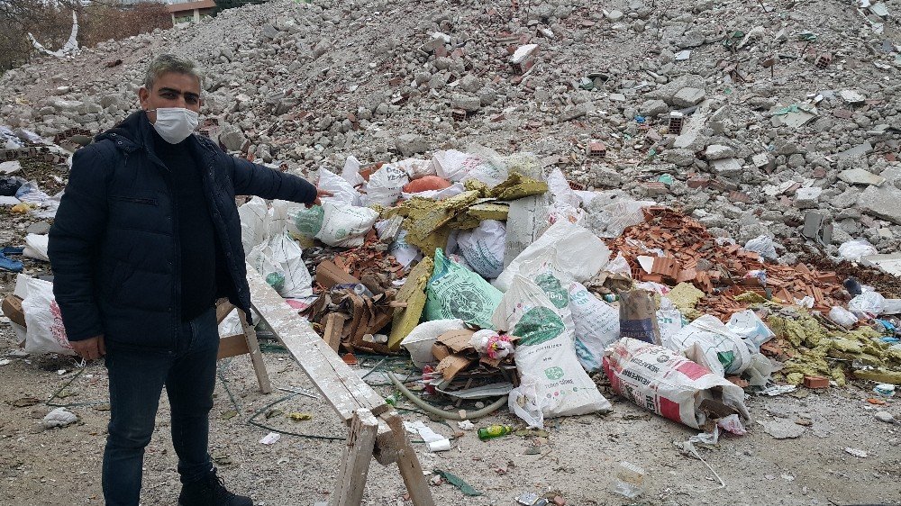 Şehir Merkezine Yakışmayan Görüntü