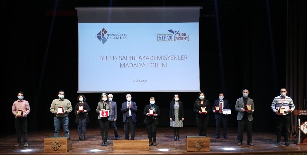 Hkü Mucitleri Ödüllendirildi