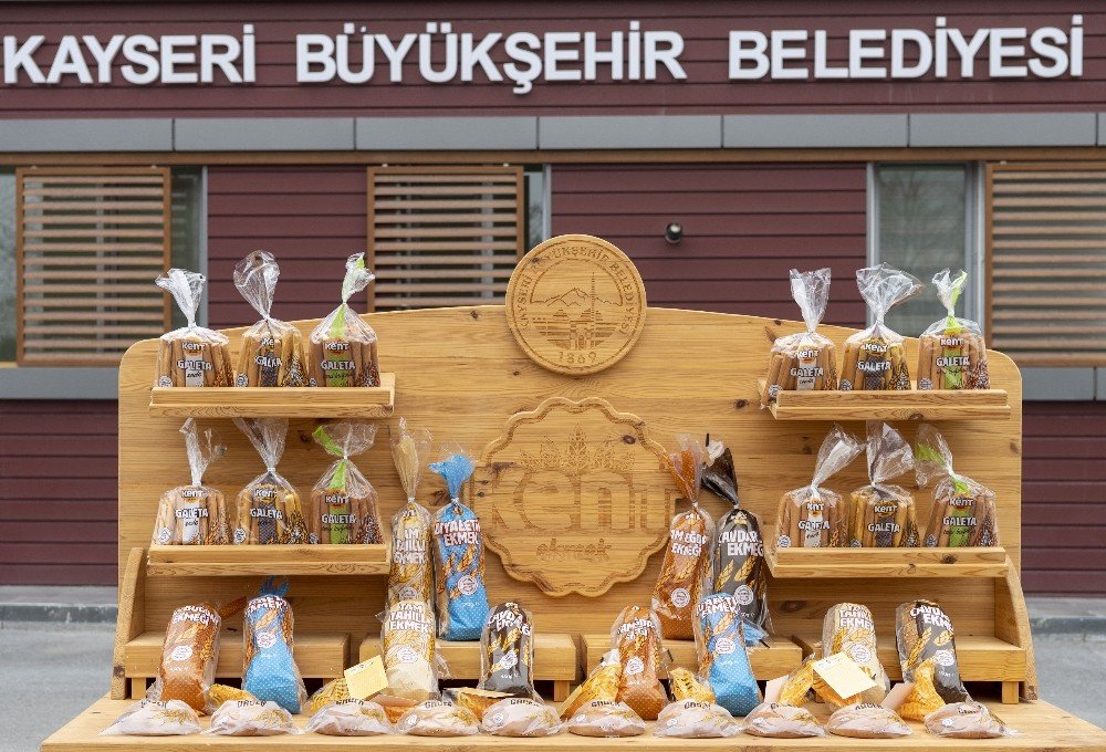 Büyükşehir’den Genetiği Bozulmamış Ata Tohumundan Gacer Ekmeği
