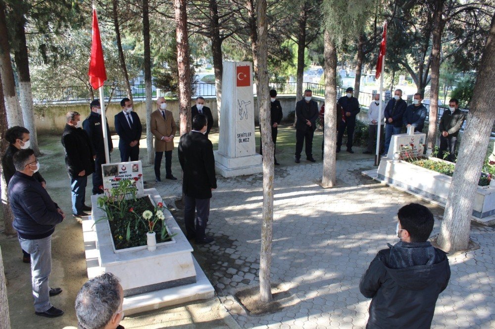 24 Yıldır Şehit Olan Silah Arkadaşlarını Anmak İçin Geliyorlar