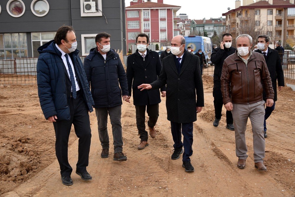 Yazır Kapalı Pazar Yerinin Yapımına Başlandı