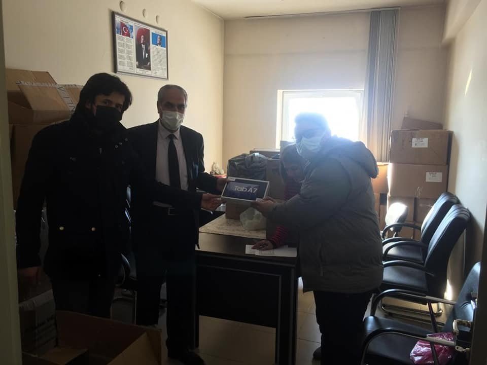 Saray’da 170 Öğrenciye Tablet Desteği
