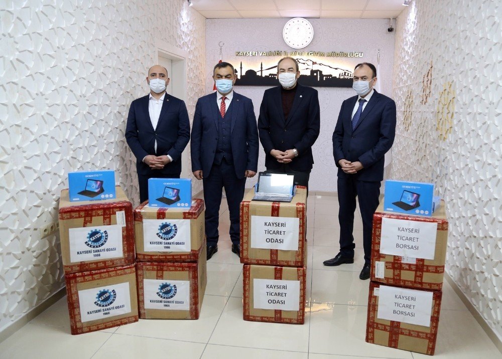 Kayseri’de Uzaktan Eğitime ’oda Ve Borsa’ Desteği