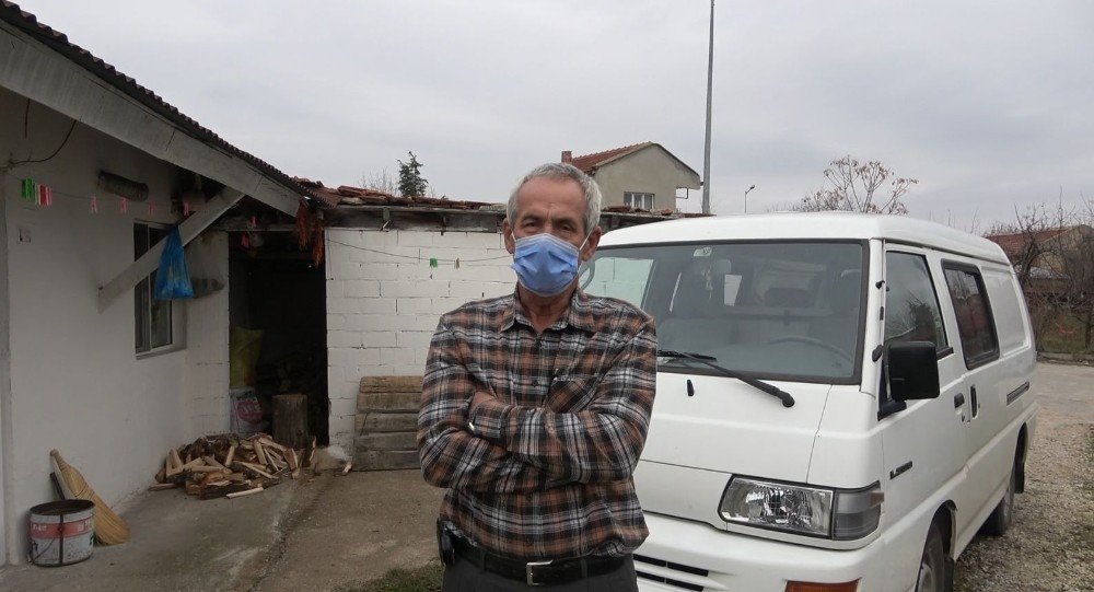 66 Yaşındaki Yaşlı Adam: "devletimle Gurur Duyuyorum"