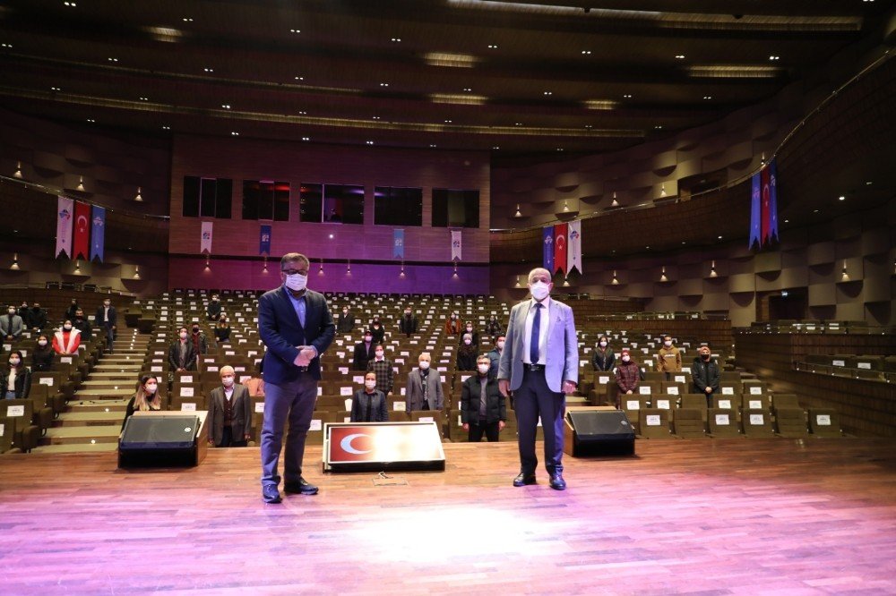 Mehmet Akif Ersoy’un Hayatı Hkü Öğrencilerini Duygulandırdı